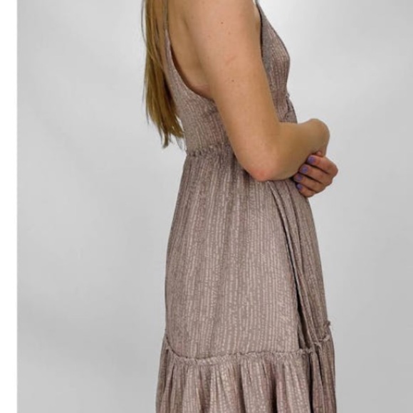 Boho Flow Dress - Picture 2 of 14